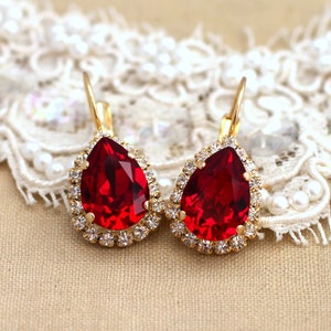 Pendientes colgantes rojos, pendientes colgantes rojos para novias, pendientes colgantes de cristal rojo rubí, pendientes para damas de honor, regalo para ella, regalos de Navidad para madre