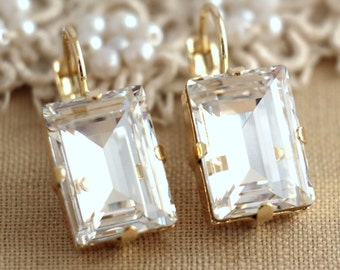 White Crystal Gold drop earrings, Classic Bridal Emerlad Cut Earrings, Wedding jewelry, Estate earrings, Emerald cut earrings, Gift for her