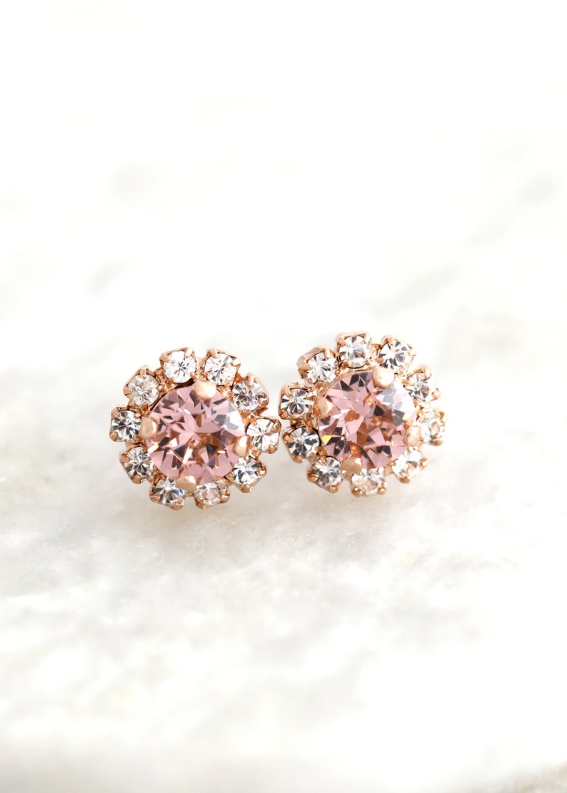 SUMMER BLUSH BASIC STUDS EARRING main image 1