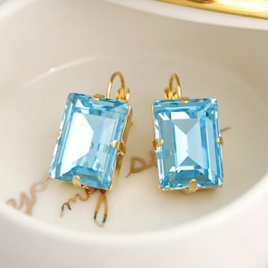 Aquamarine Drop Crystal Earrings, Bridal Classic Crystal Aquamarine Earrings, Light Turquise Lever Back Earrings, Bridesmaids Blue  Earrings