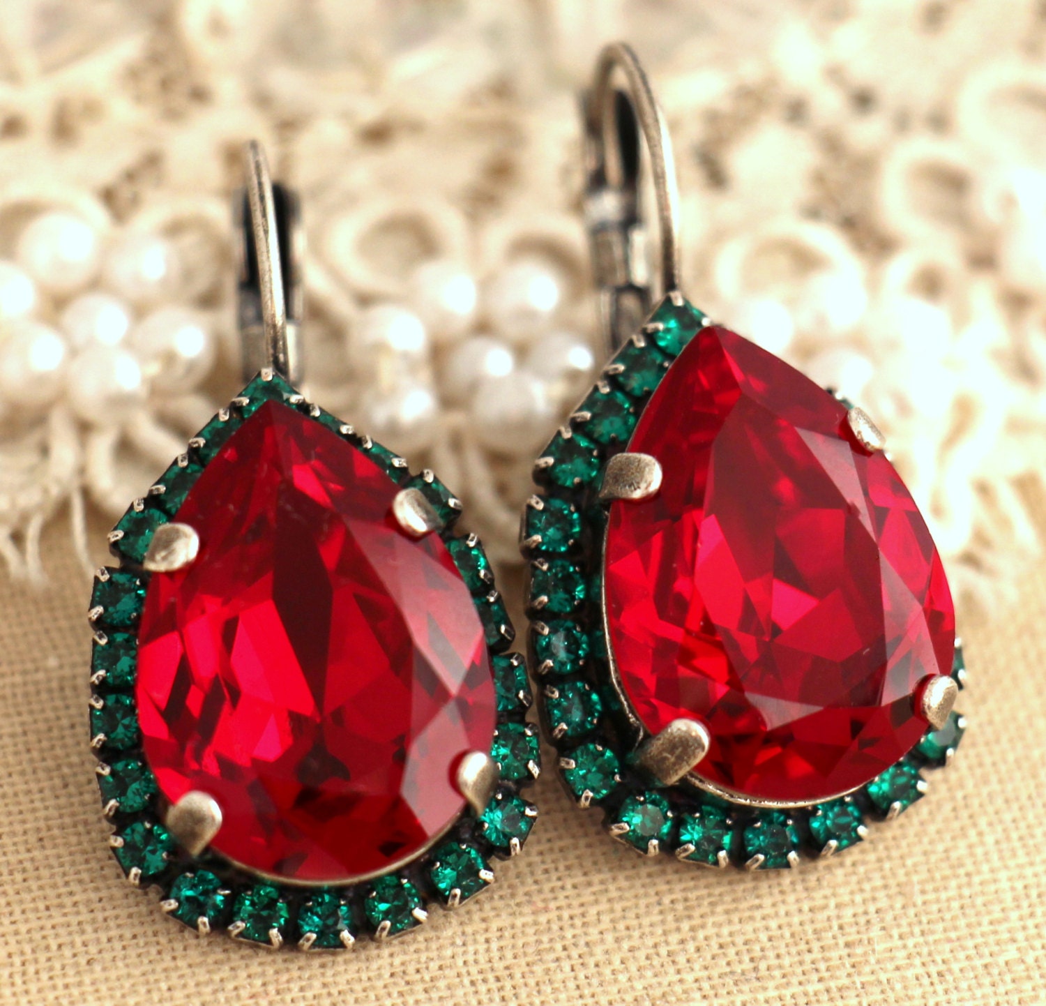Red Green Drop Earrings, Red Crystal Earrings, Christmas Jewelry, Ruby Red Dangle Earrings, Christmas Gift for her, Emerald Ruby Jewelry Red Green Drop Earrings, Red Crystal Earrings, Christmas Jewelry, Ruby Red Dangle Earrings, Christmas Gift for her, Emerald Ruby Jewelry