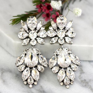 Bridal Statement Earrings, Bridal LONG Earrings, Antique Silver Chandelier Earrings, Bridal Crystal Oxidized Silver Chandelier Earrings