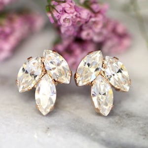 Bridal Crystal Earrings, Bridal Dainty Crystal Earrings, Bridal Cluster Earrings, Bridesmaids Earrings, Clear Crystal Bridal Stud Earrings
