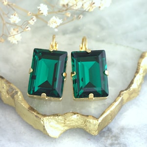 Emerald Earrings, Emerald Drop Crystal Earrings, Bridal Emerald Drop Earrings, Emerald Green Crystal Earrings, Emerald Cut Earrings