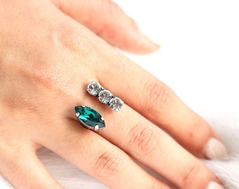 Emerald Crystal Ring, Emerald Cocktail Ring, Green Emerald Open Crystal Ring, Emerald Big Ring, Gift For Her, Emerald Dual Silver Ring