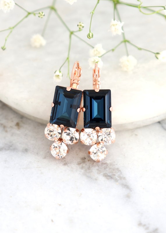 Navy Blue Stone Studded Earrings 431JW56