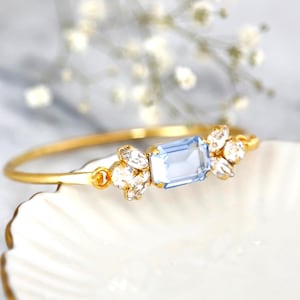 Licht Saphir Kristall Braut Armband, hellblau Armband, Aquamarin Kristall Armreif, Geschenk für sie, Braut blau Armband, etwas Blau