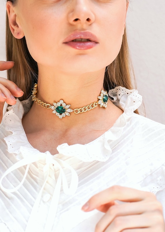 Emerald Green Diamond Choker Necklace Set