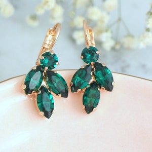 Emerald Drop Earrings, Bridal Emerald Green Earrings, Green Crystal Earrings, Bridesmaids Earrings, Green Emerald Earrings, Gift For Her