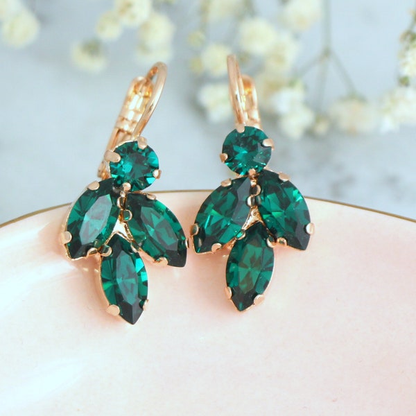 Pendants d'oreilles émeraude, Boucles d'oreilles de mariée vert émeraude, Boucles d'oreilles en cristal vert, Boucles d'oreilles de demoiselles d'honneur, Boucles d'oreilles vert émeraude, Cadeau pour elle