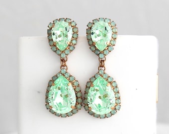 Sage Green Crystal Earrings, Mint Chocolate Earrings, Bridal Mint Chandeliers, Mint Drop Earrings, Mint Chandelier Earrings, Gift For Her