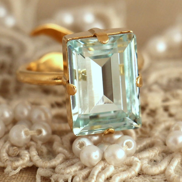 Aquamarine Crystal Ring, Emerald Cut Aquamarine Crystal Ring, Aquamarine Adjustable Ring, Gift for woman, Wedding jewelry, Trending jewelry.