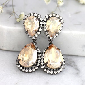 Champagne Chandelier Bridal Earrings, Light Topaz Bridal Crystal Earrings, Bridal Earrings, Champagne statement Long Crystal Earrings,