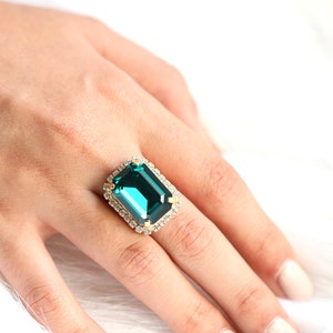 Emerald Cocktail Ring, Emerald Crystal Ring, Statement Gold Crystal Emerald Ring, Adjustable Cocktail Ring, Statement Emerald Gold Ring.