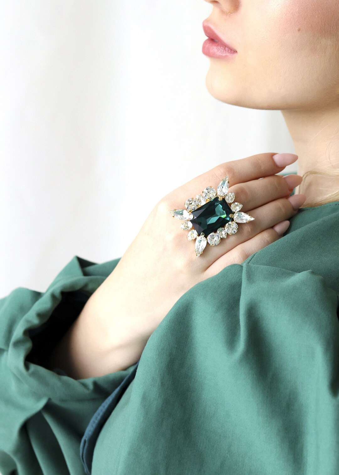 Emerald Cocktail Ring Emerald Green Cocktail Crystal Ring - Etsy