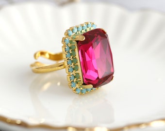 Fuchsia Pink Cocktail Ring, Hot Pink Crystal Ring, Statement Gold Crystal Pink Ring, Adjustable Cocktail Ring, Statement Magenta Gold Ring.