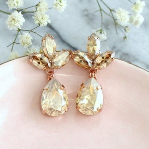 Champagne Earrings, Bridal Champagne Drop Earrings, Bridal Gold Crystal Earrings, Bridesmaids Earrings, Champagne Chandelier Earrings