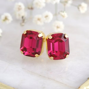 Fuchsia Pink Stud Earrings, Dark Pink Crystal Earrings, Bridesmaids Magenta Pink Earrings, Fuchsia Pink Elegant Earrings, Gift For Her