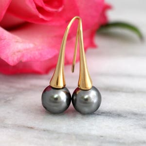 Bridal Pearl Earrings, Bridal Gray Earrings, Bridal Gray Gold Pearl Earrings, Bridesmaids Earrings, Gold Pearl Drop Earrings, Gift For Her.