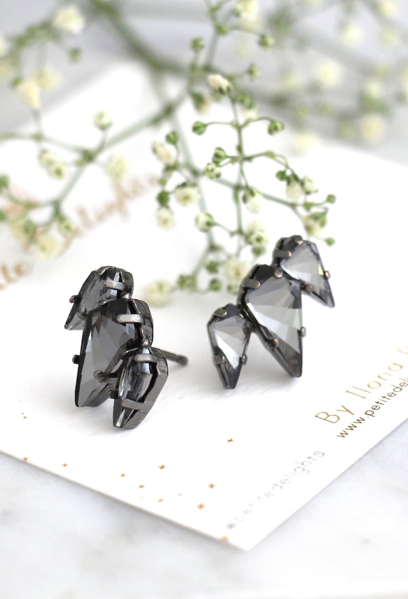 Black Earrings, Black Climber Earrings, Bridal Black Earrings, Gray Earrings, Gothic Studs, Gift For Her, Black Crystal Geometric Earrings 画像 3