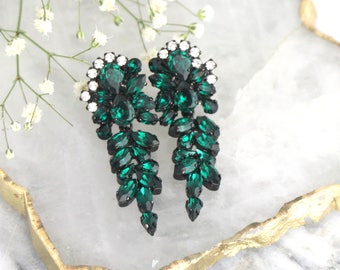 Emerald Crystal Earrings, Bridal Emerald Earrings, Dark Green Crystal Chandelier Earrings, Emerald Cluster Earrings, Emerald Dangle Earrings