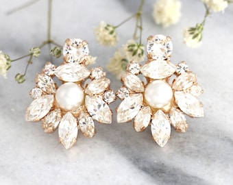 Bridal Pearl Crystal earrings, Bridal Cluster earrings, Bridal Pearl Crystal Earrings, White Crystal Pearl cluster Rhinestone Earrings