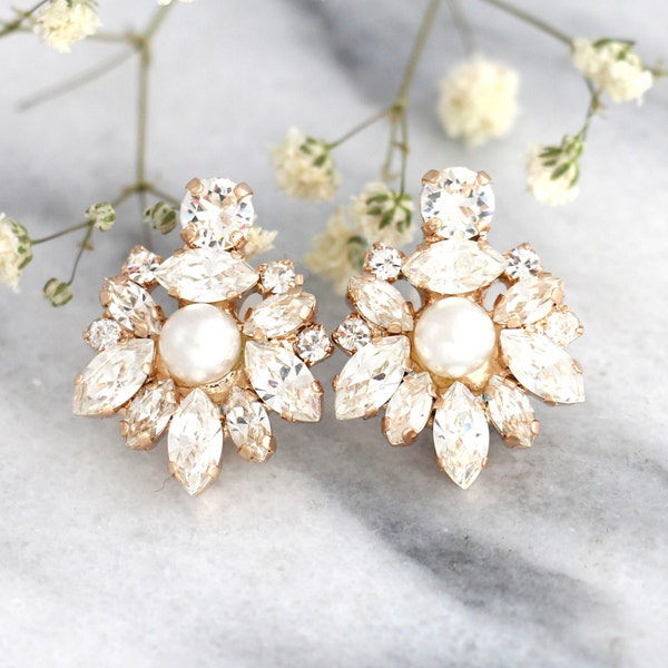 Bridal Pearl Crystal earrings, Bridal Cluster earrings, Bridal Pearl Crystal Earrings, White Crystal Pearl cluster Rhinestone Earrings