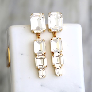 Bridal Long Earrings, Bridal Chandelier Earrings, Statement Earrings, White Crystal Long Earrings, Oversize Earring, Crystal Drop Earrings