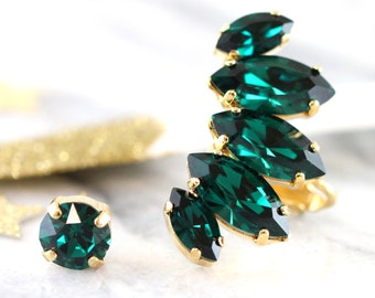 Ear Climber earrings ,Emerald Green Climbing earrings, Ear Cuff Green Earrings, Trending earrings, Ear Crawler Emerald Stud Crystal Earrings