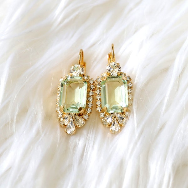 Mint Crystal Earrings, Bridal Light Green Crystal Earrings, Sage Green Earrings, Gift For Her, Gift For Her, Mint Drop Crystal Earrings