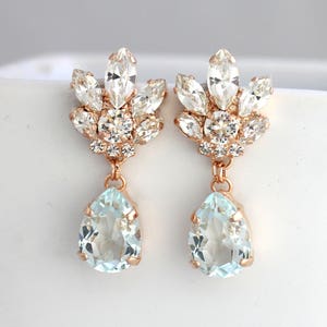 Candelabros de novia, candelabro de aguamarina, pendientes de cielo azul, pendientes de novia, pendientes de novia de oro rosa, pendientes de novia de gota azul claro.