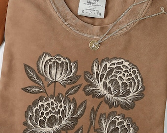 Linocut Flower Shirt Comfort Colors® – Vintage Peony & Ranunculus Tee, Cottagecore Boho Botanical T-Shirt, Retro Block Print Top, woman gift
