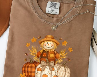 Camiseta de otoño con calabaza y espantapájaros, camiseta con estampado de cosecha otoñal, camiseta de Acción de Gracias Comfort Colors®, camiseta rústica de calabaza a cuadros