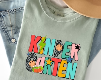 Maglietta per insegnanti di scuola materna Comfort Colors®, maglietta per scuola materna, maglietta girocollo per bambini, magliette per il ritorno a scuola per insegnanti di scuola materna, magliette per insegnanti di scuola materna