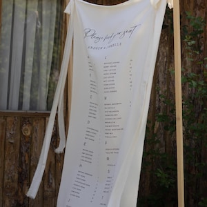 Benutzerdefinierte Hochzeit Sitzplan, Stoff Sitzplan Banner, personalisiertes Hochzeitsschild, eleganter Sitzplan