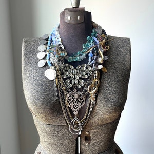 Art Deco Rhinestone Butterfly Statement Necklace Chunky Gold Silver Chain Necklace Aquamarine Gemstone Pearl Necklace Bohemian Necklace