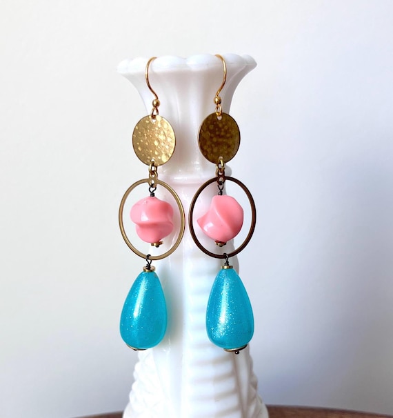 Bright Pink Blue Dangle Drop Earrings Vintage Pink Blue Lucite