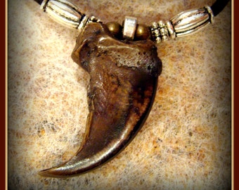 BEAR CLAW replica PENDANT Necklace Jewelry with Beadwork-Very Nice!