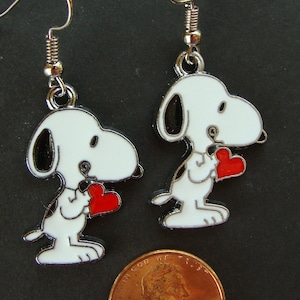 Earrings: Beagle Snoopy looking Dog with RED Heart