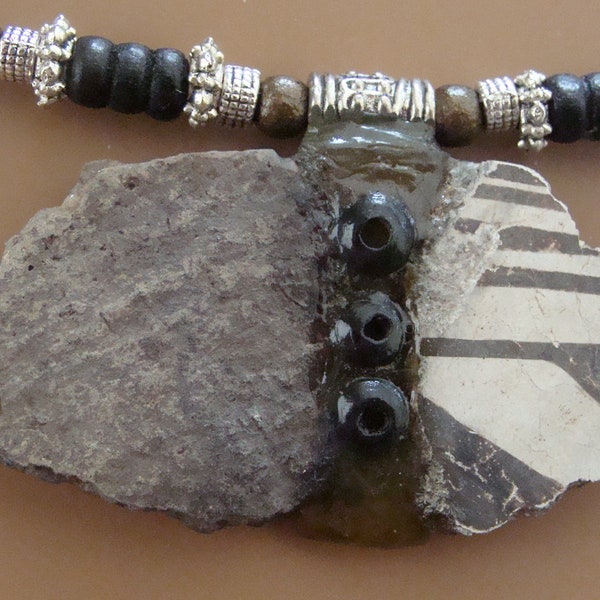 ANASAZI INDIAN Pottery SHARD Jewelry Pendant Necklace - Native American style -  Unique Beadwork