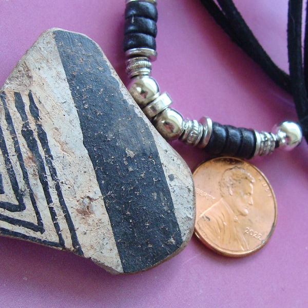 ANASAZI INDIAN Pottery SHARD Pendant Necklace - Native American style -  Unique Beadwork