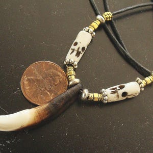 1-1/2&quot; WOLF TOOTH Jewelry PENDANT Necklace with Unique Beadwork - Vintage Wolf Tooth