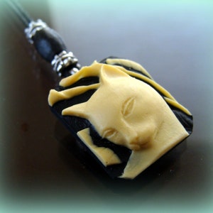 CAMEO CAT PENDANT Necklace - Art Deco, Egyptian style - Unique Beadwork