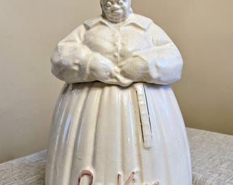Vintage Folk Art Pottery Cookie Jar.