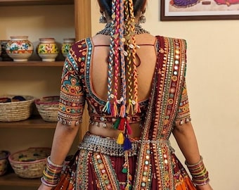 Regenbogenfarbene Boho-Zöpfe mit Gummiband | Bunte Haarverlängerungen aus Garn für Frauen und Mädchen | Navratri Garba Frisur | Navratri Haarverlängerung