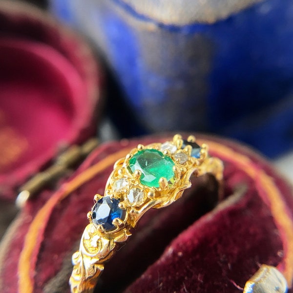 Beautiful Emerald, Sapphire and Rosecut Diamond Ring Set in 9ct Yellow Gold