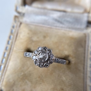 Antique Diamond Daisy Cluster Set in Platinum and 18ct Yellow Gold