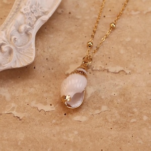 Ocean seashell necklace - 18k gold plated