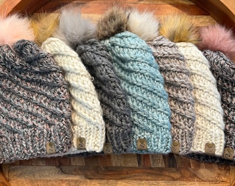 Bonnet épais tricoté main| Tuque faite main | Bonnet d'hiver douillet avec pompon