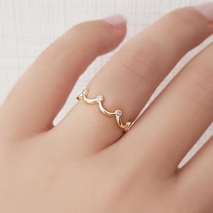 Solid Gold Statement Crown Ring, 14k Gold Diamond Rings for Women, Promise Ring for Her, Vintage Crown Design Gold Ring, Anniversary Gift
